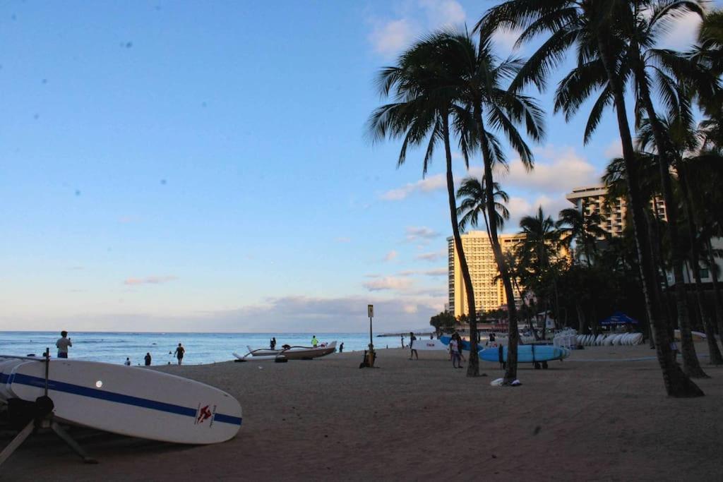Seashore Waikiki Studio 1 Block From A Beach No Resort Fees Honolulu Dış mekan fotoğraf
